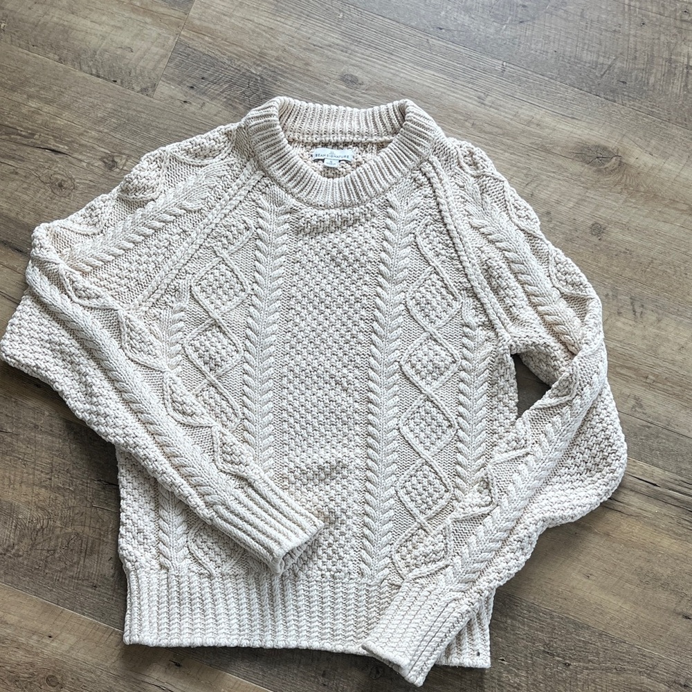 LL Bean Signature Cream Cable Knit Sweater size small
